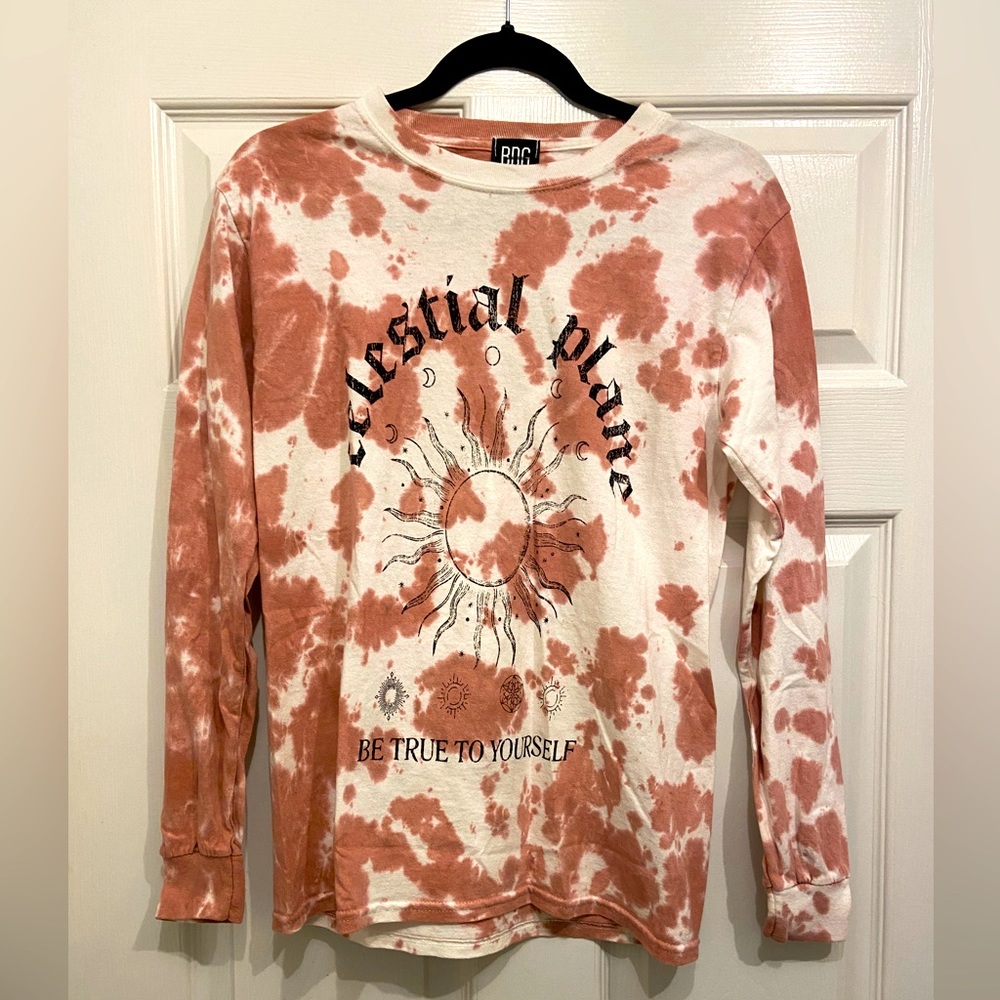 Urban Outfitters Celestial Plane Women's Skate Long Sleeve Tee